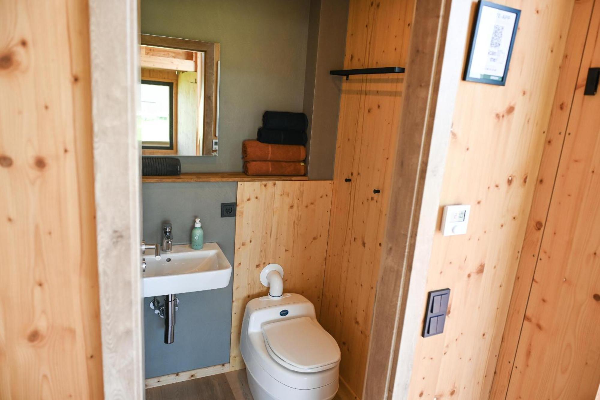 Tiny House Nature 16 Zur Meerseite - Green Tiny Village Harlesiel カロリーネンジール エクステリア 写真
